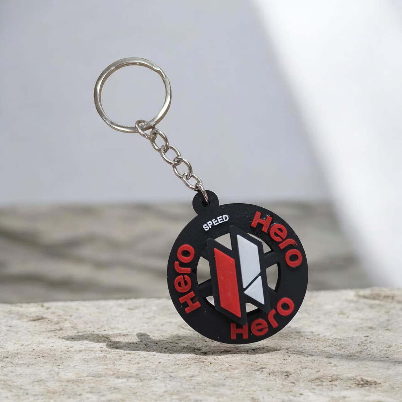 Hero Rubber rotating keychain - FKC39