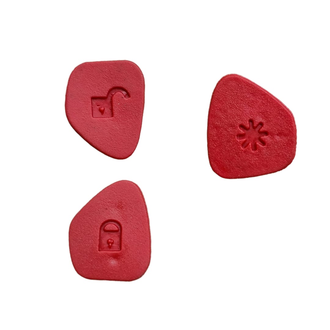 Mahindra Xylo/Genio/QUANTO 3 Button Remote Key Replacement KEYPAD – Red (Pack of 1)
